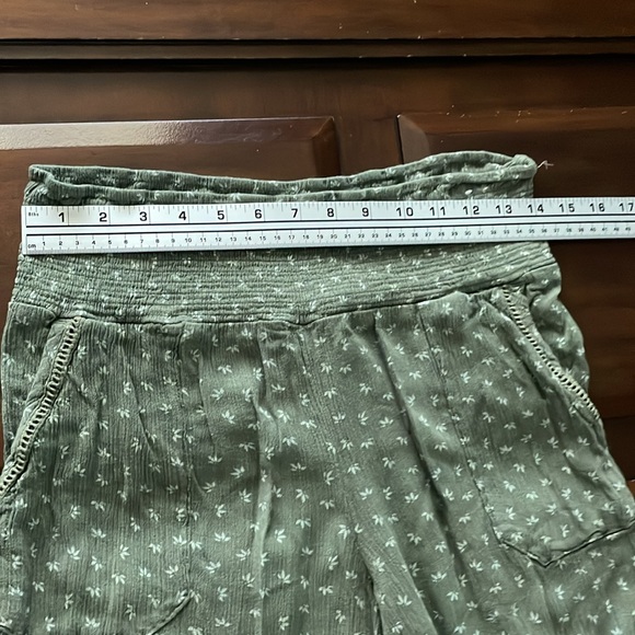 THREE DOTS Women's Green Pattern Printed Wide Leg Pull On Pant Size LARGE - Picture 5 of 11